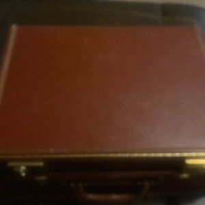 Antique briefcase great condition still locks leather is beautiful